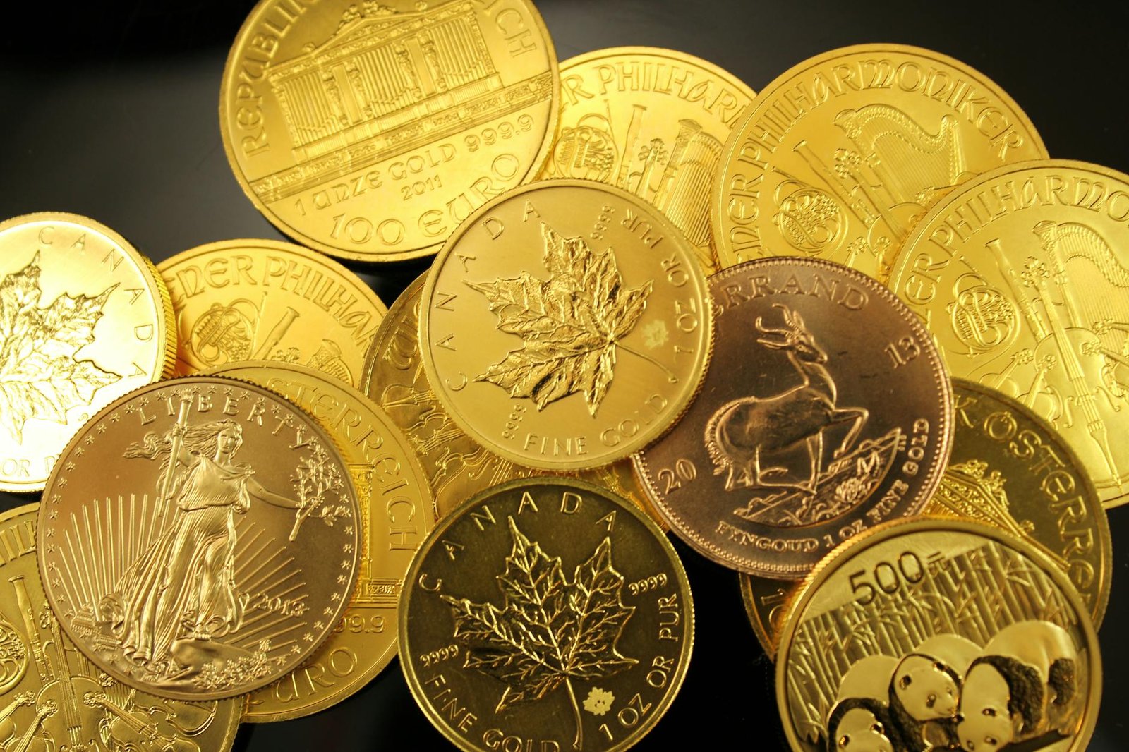 Gold coins ETFs and mining stocks for beginner gold investors